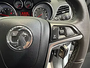 Used 2015 Vauxhall Mokka Exclusiv White - Interior and Exterior details 16