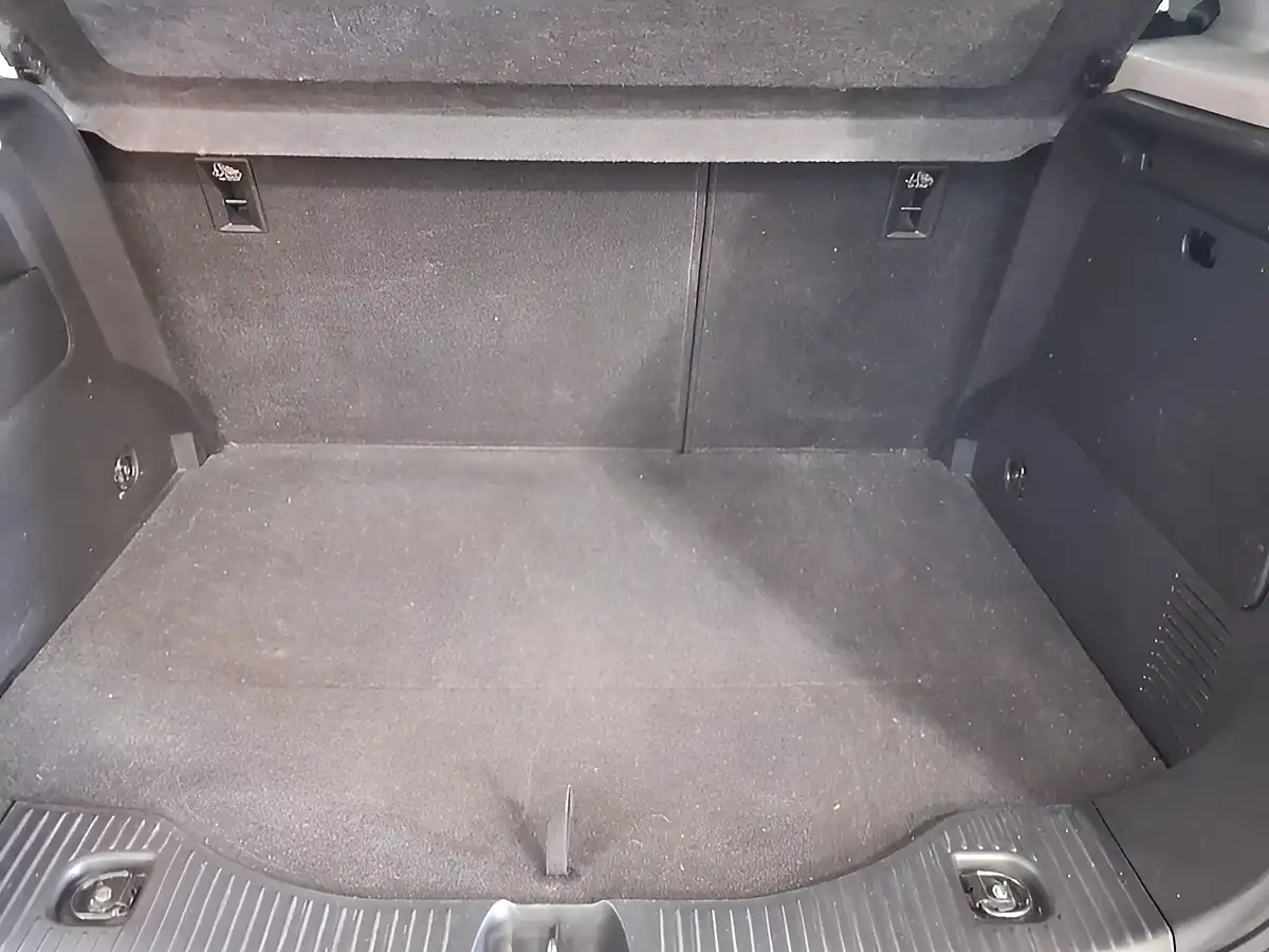 Used 2015 Vauxhall Mokka Exclusiv White - Interior and Exterior details 12