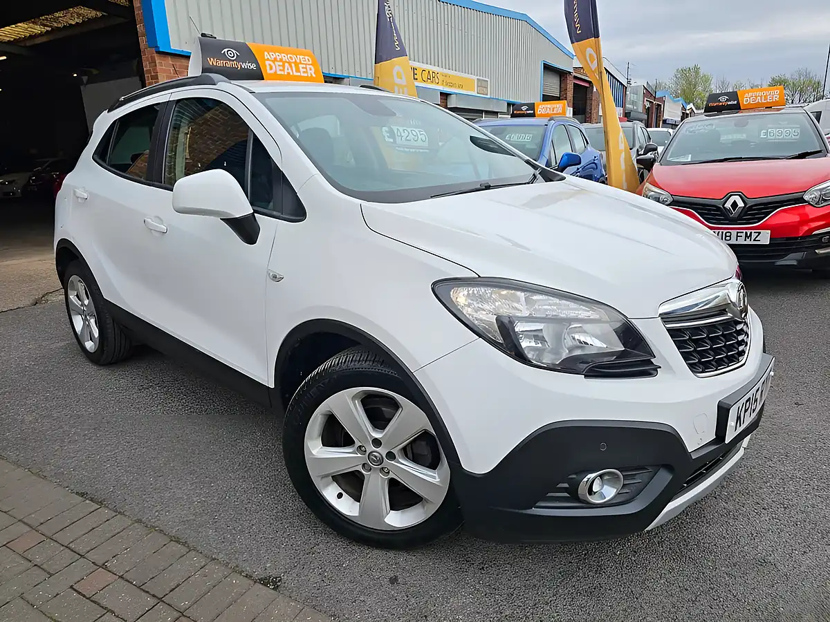 Used 2015 Vauxhall Mokka Exclusiv White - Front View