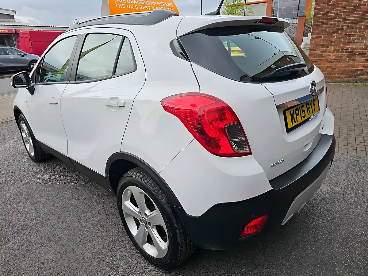 Used 2015 Vauxhall Mokka Exclusiv White - Interior and Exterior details 3