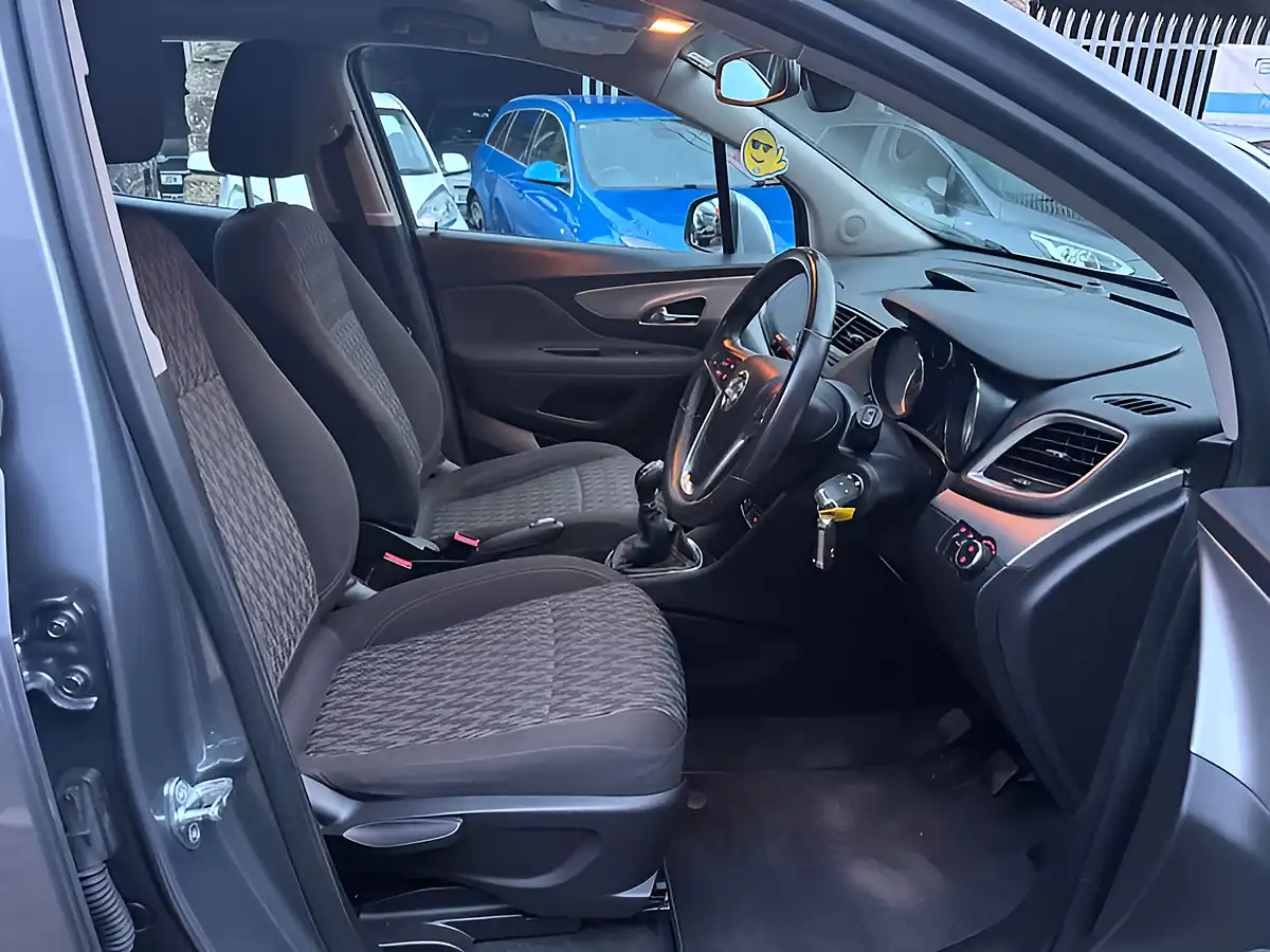 Used 2015 Vauxhall Mokka Exclusive Grey - Interior and Exterior details 15
