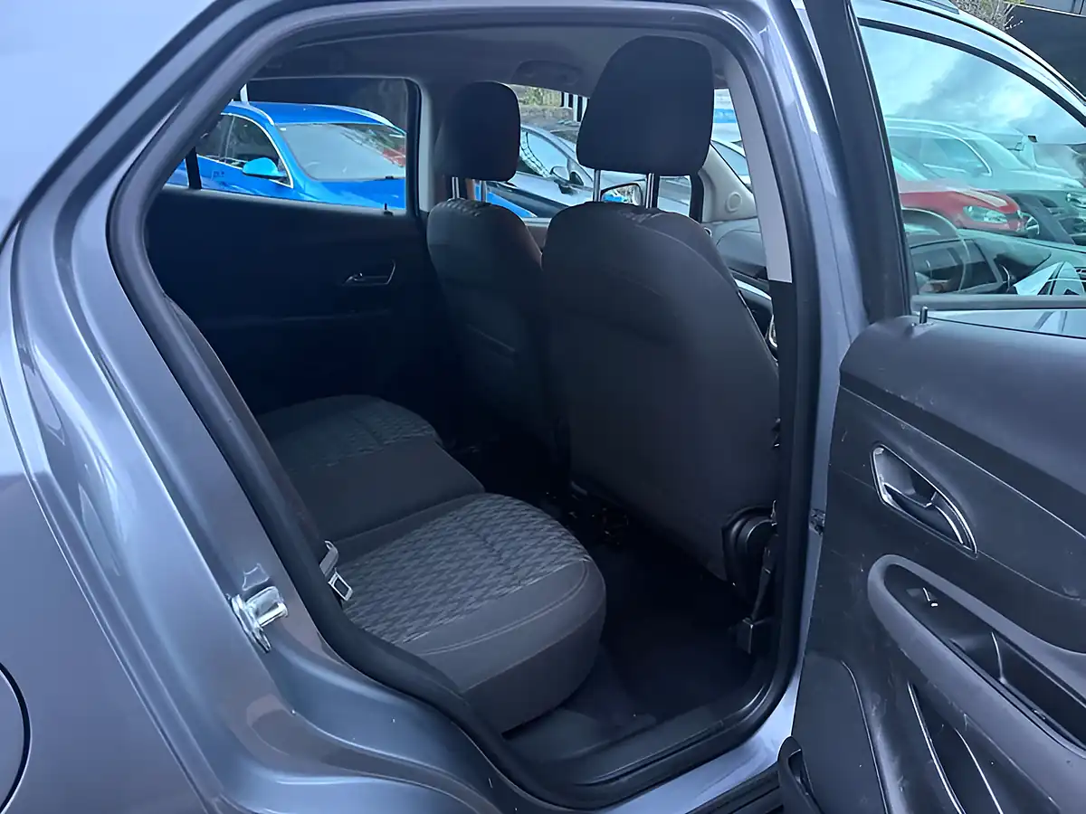 Used 2015 Vauxhall Mokka Exclusive Grey - Interior and Exterior details 16