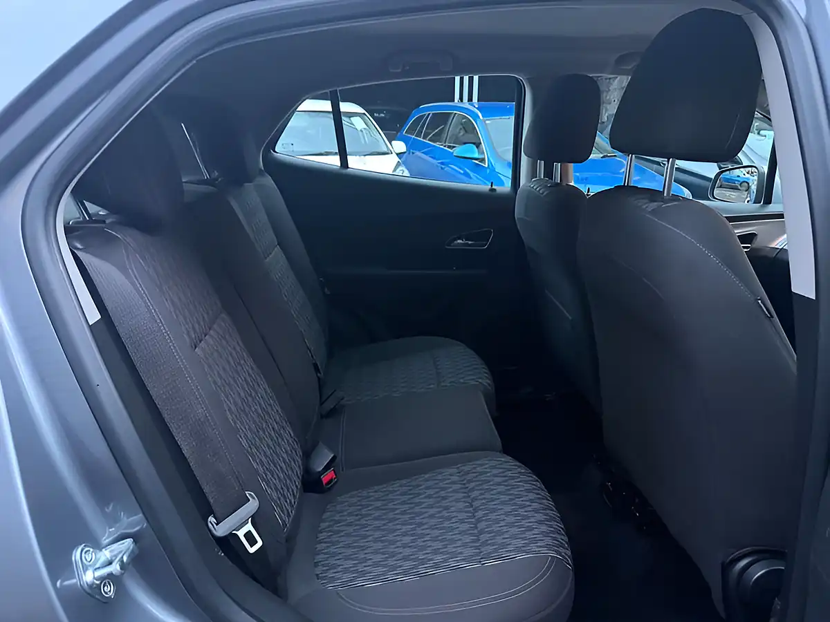 Used 2015 Vauxhall Mokka Exclusive Grey - Interior and Exterior details 18