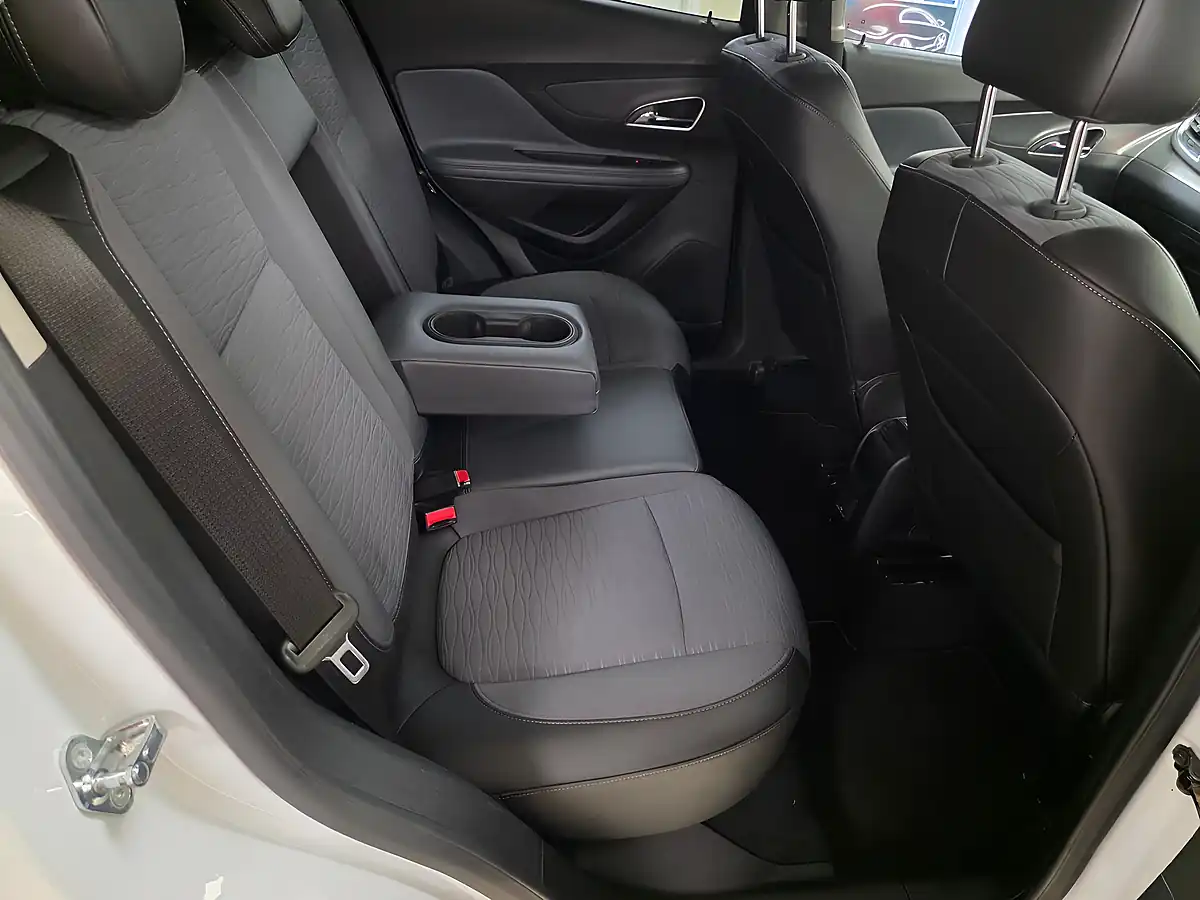 Used 2015 Vauxhall Mokka Limited Edition White - Interior and Exterior details 14