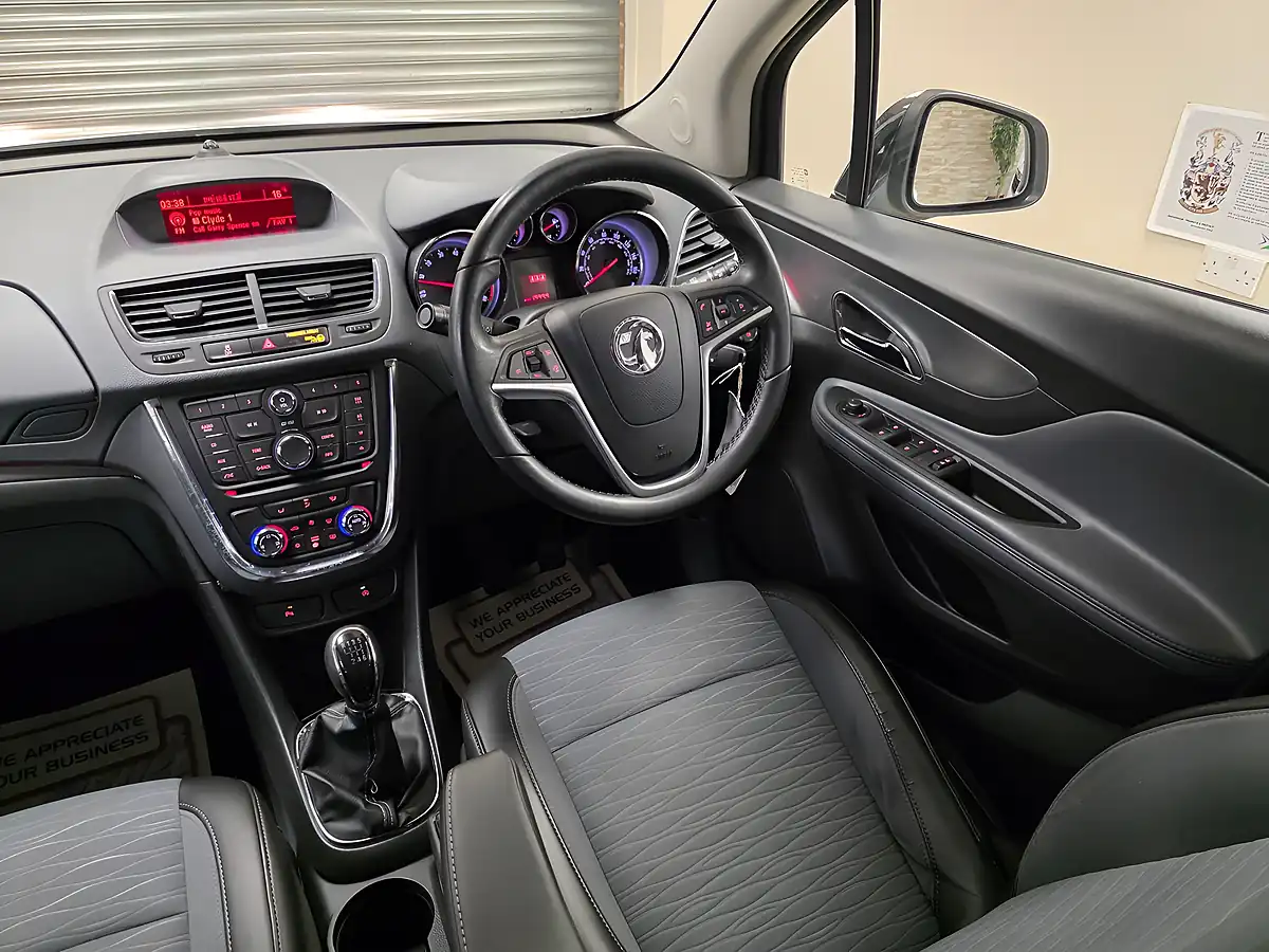 Used 2015 Vauxhall Mokka Limited Edition White - Interior and Exterior details 15