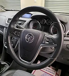 Used 2015 Vauxhall Mokka Limited Edition White - Interior and Exterior details 6