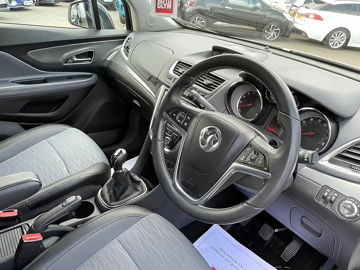 Used 2015 Vauxhall Mokka Limited Edition White - Interior and Exterior details 10