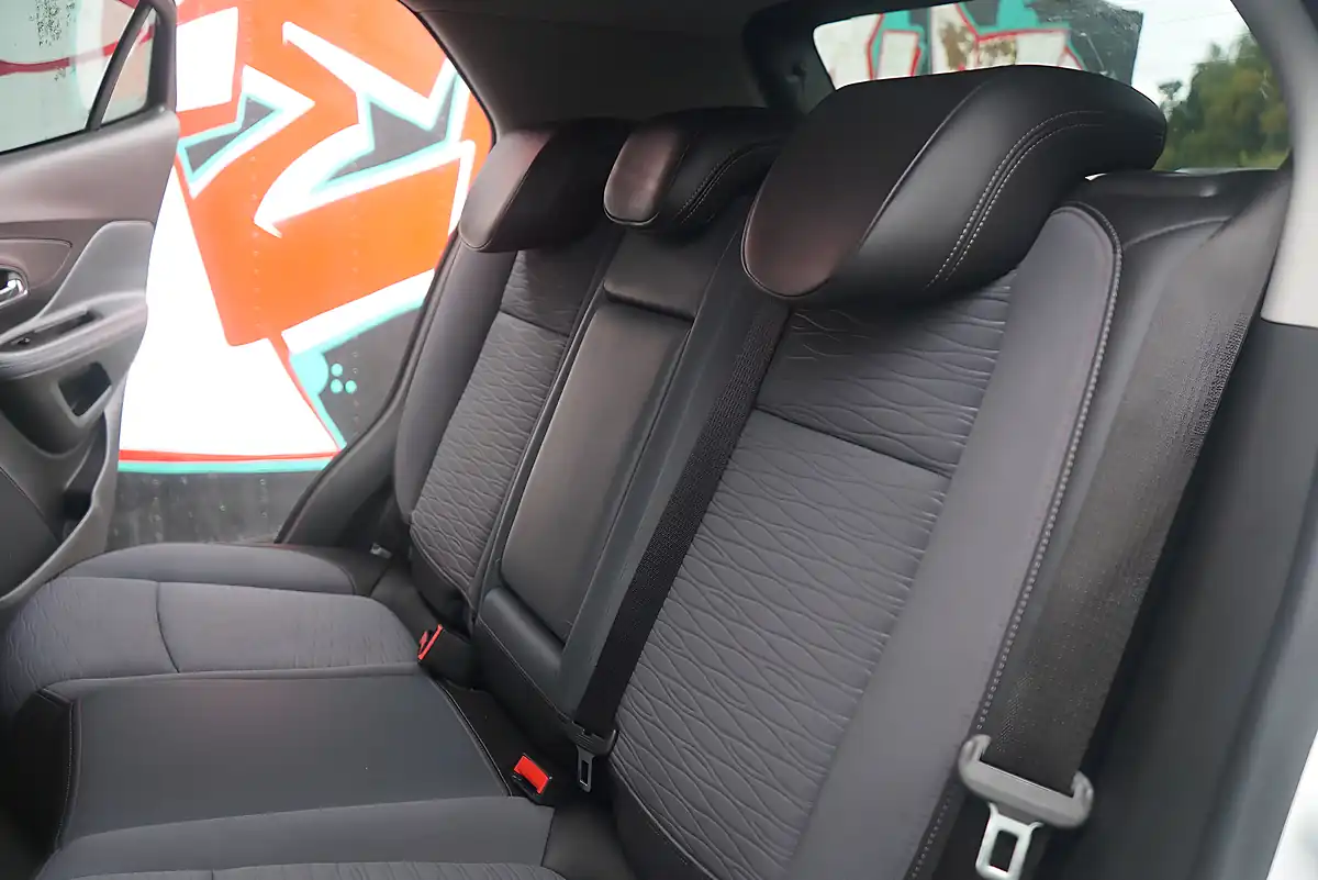 Used 2015 Vauxhall Mokka Limited Edition White - Interior and Exterior details 18