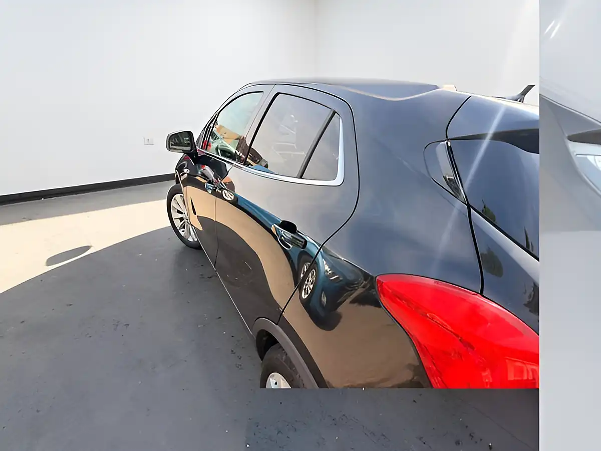 Used 2015 Vauxhall Mokka Se Black - Interior and Exterior details 8