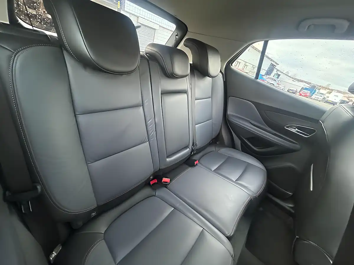 Used 2015 Vauxhall Mokka Se Black - Interior and Exterior details 12