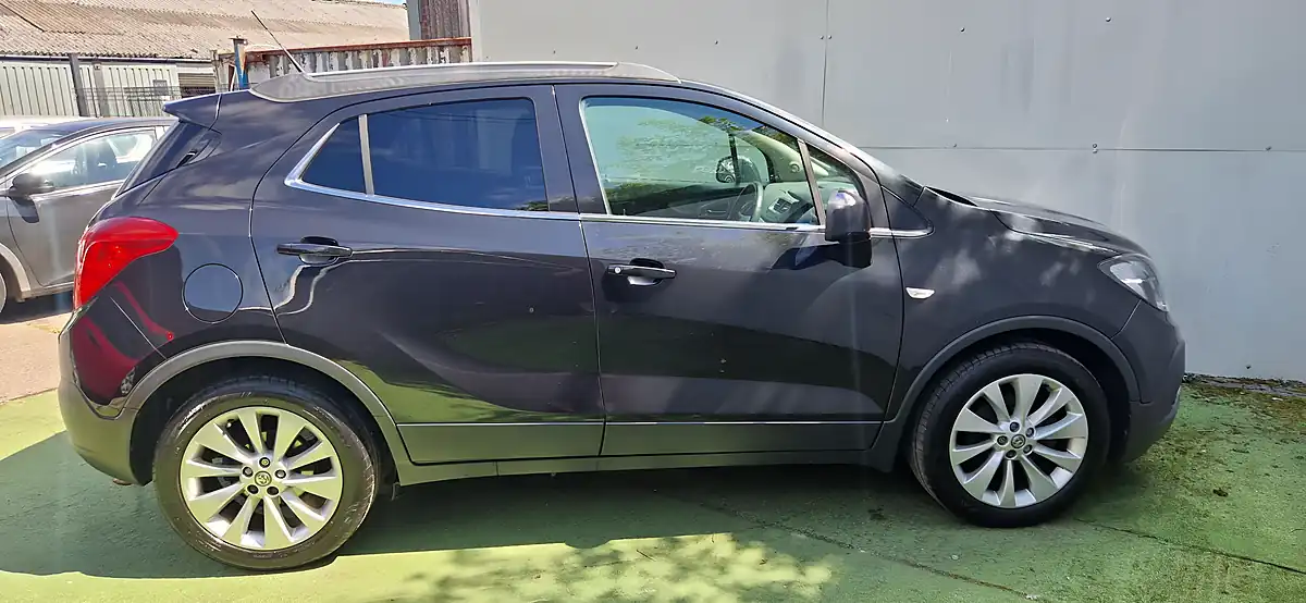 Used 2015 Vauxhall Mokka Se Black - Interior and Exterior details 7