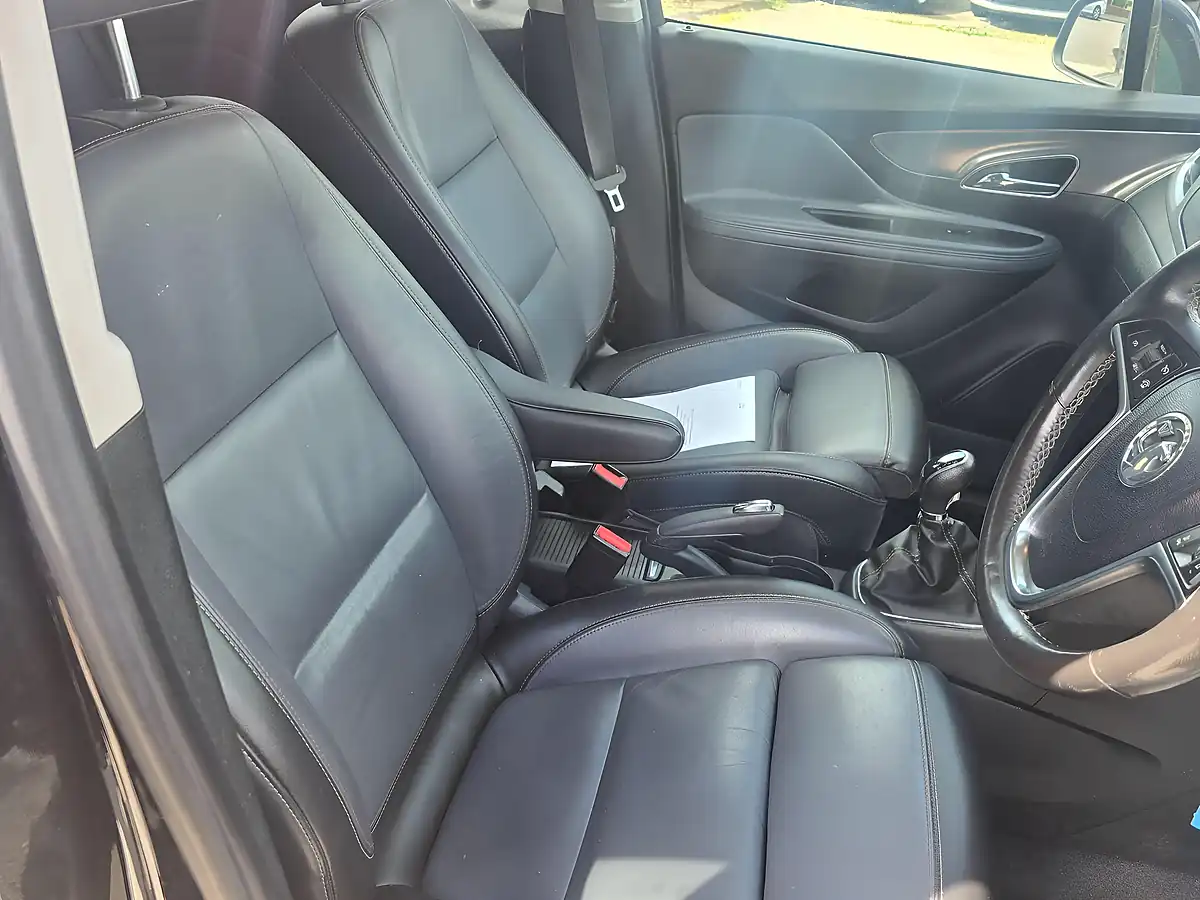 Used 2015 Vauxhall Mokka Se Black - Interior and Exterior details 12