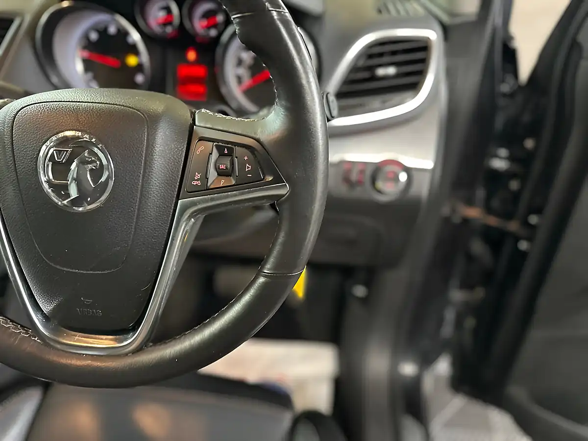 Used 2015 Vauxhall Mokka Se Black - Interior and Exterior details 10
