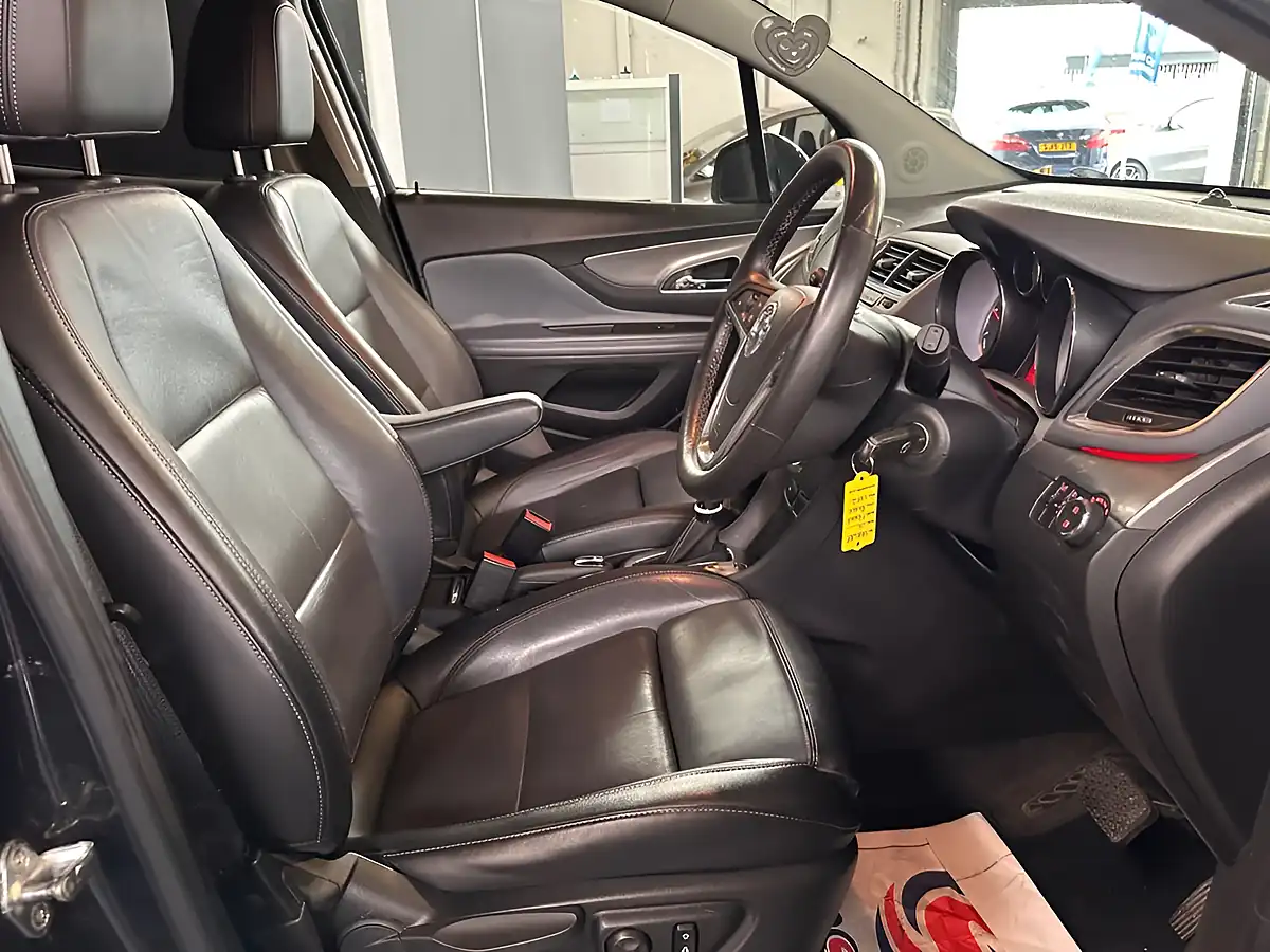 Used 2015 Vauxhall Mokka Se Black - Interior and Exterior details 16