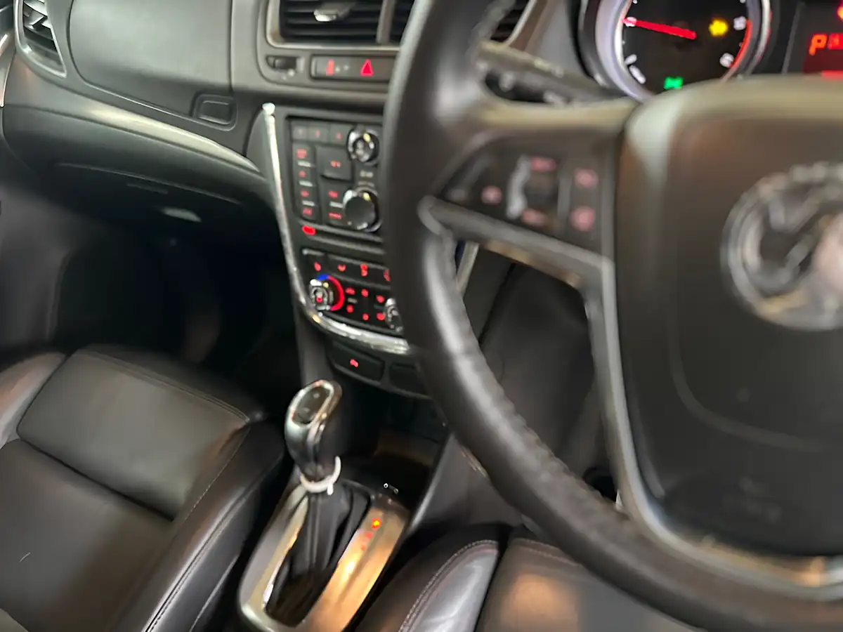 Used 2015 Vauxhall Mokka Se Black - Interior and Exterior details 6