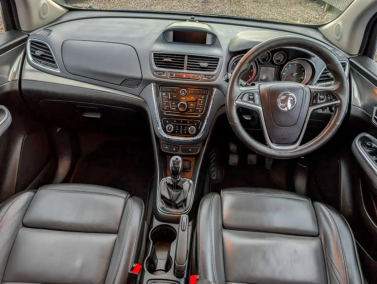 Used 2015 Vauxhall Mokka Se Blue - Interior and Exterior details 16