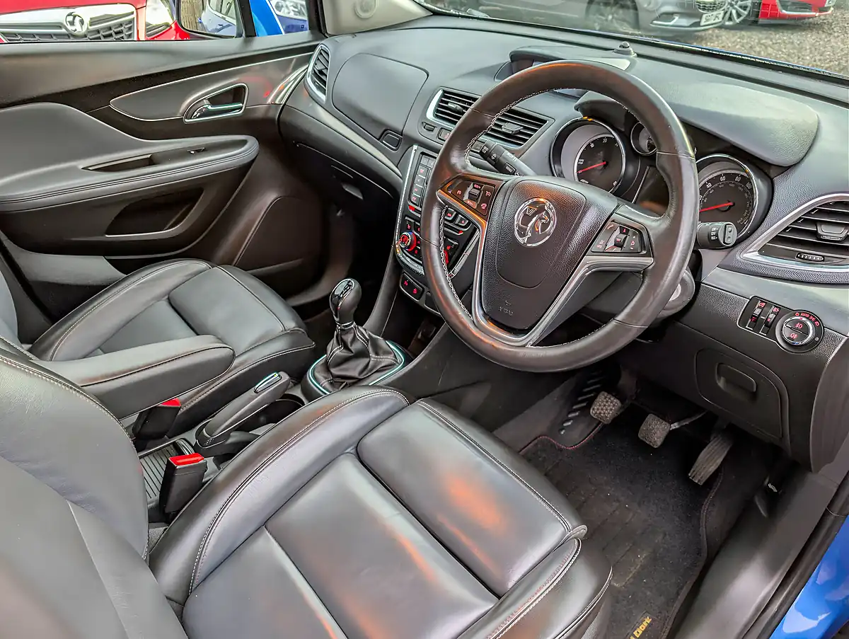 Used 2015 Vauxhall Mokka Se Blue - Interior and Exterior details 17