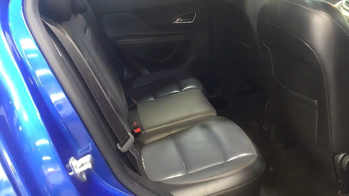 Used 2015 Vauxhall Mokka Se Blue - Interior and Exterior details 8