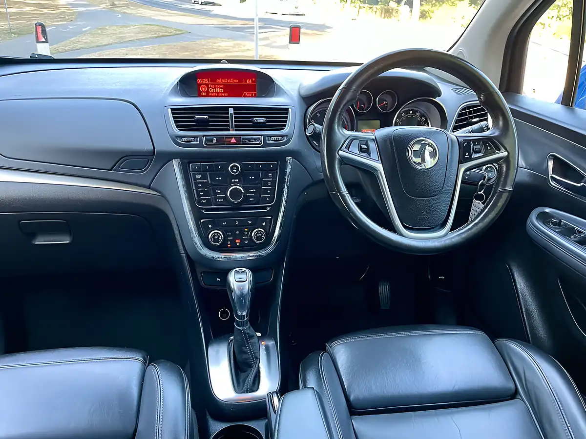 Used 2015 Vauxhall Mokka Se Blue - Interior and Exterior details 10