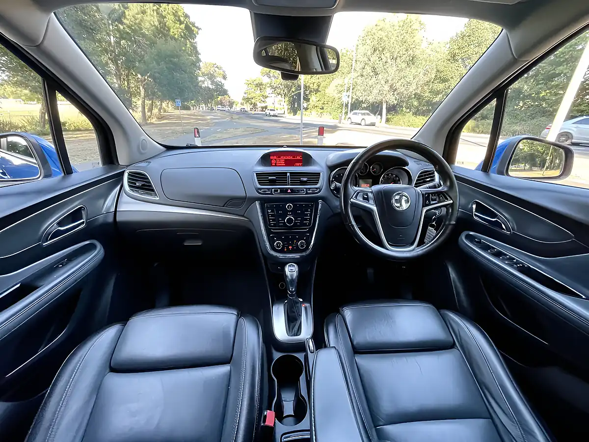 Used 2015 Vauxhall Mokka Se Blue - Interior and Exterior details 11