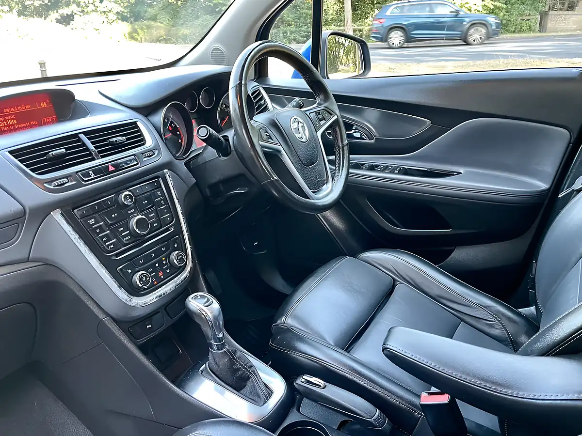 Used 2015 Vauxhall Mokka Se Blue - Interior and Exterior details 12