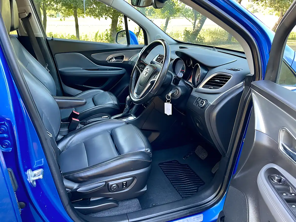 Used 2015 Vauxhall Mokka Se Blue - Interior and Exterior details 14