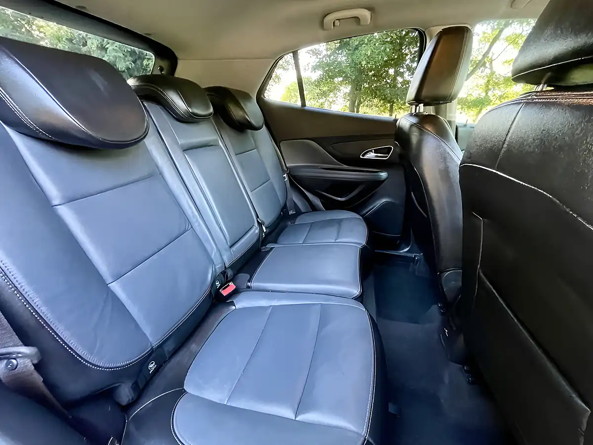 Used 2015 Vauxhall Mokka Se Blue - Interior and Exterior details 16
