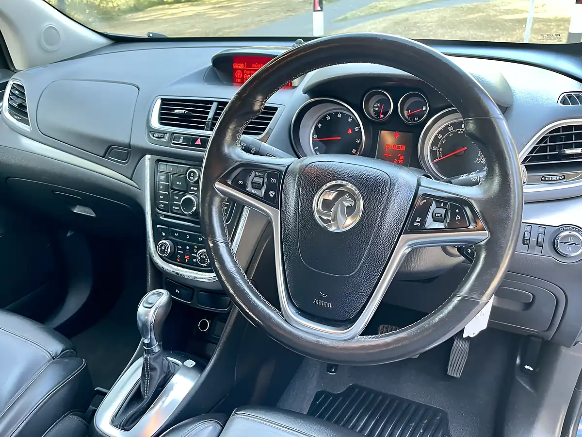 Used 2015 Vauxhall Mokka Se Blue - Interior and Exterior details 17