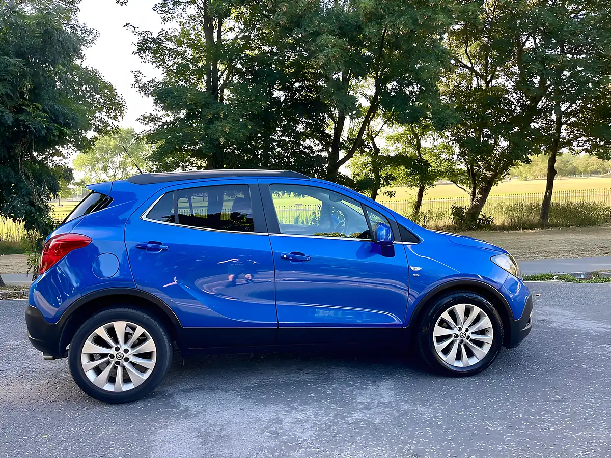 Used 2015 Vauxhall Mokka Se Blue - Interior and Exterior details 6