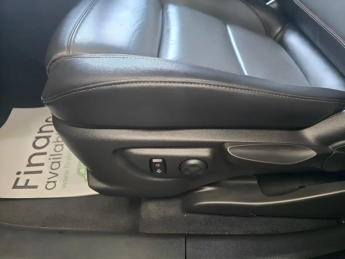 Used 2015 Vauxhall Mokka Se Blue - Interior and Exterior details 13
