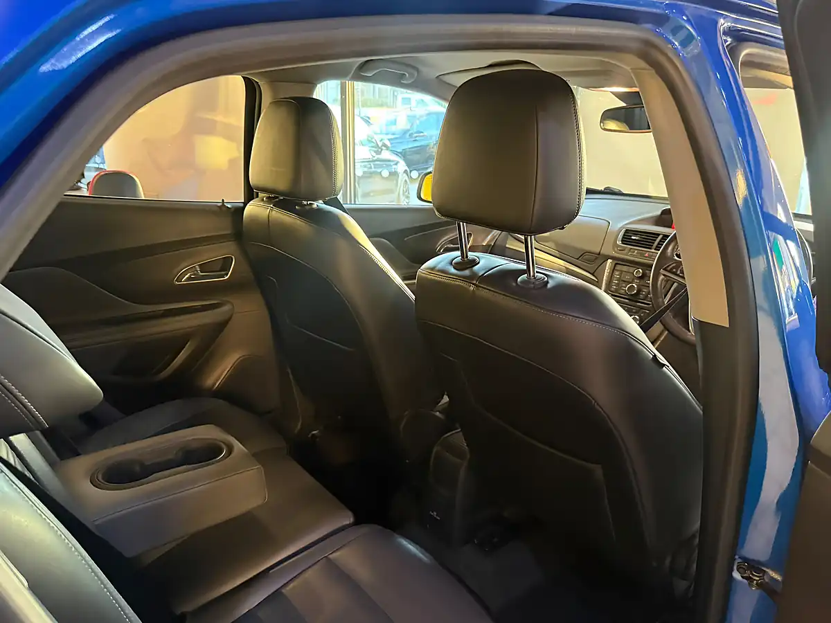 Used 2015 Vauxhall Mokka Se Blue - Interior and Exterior details 13