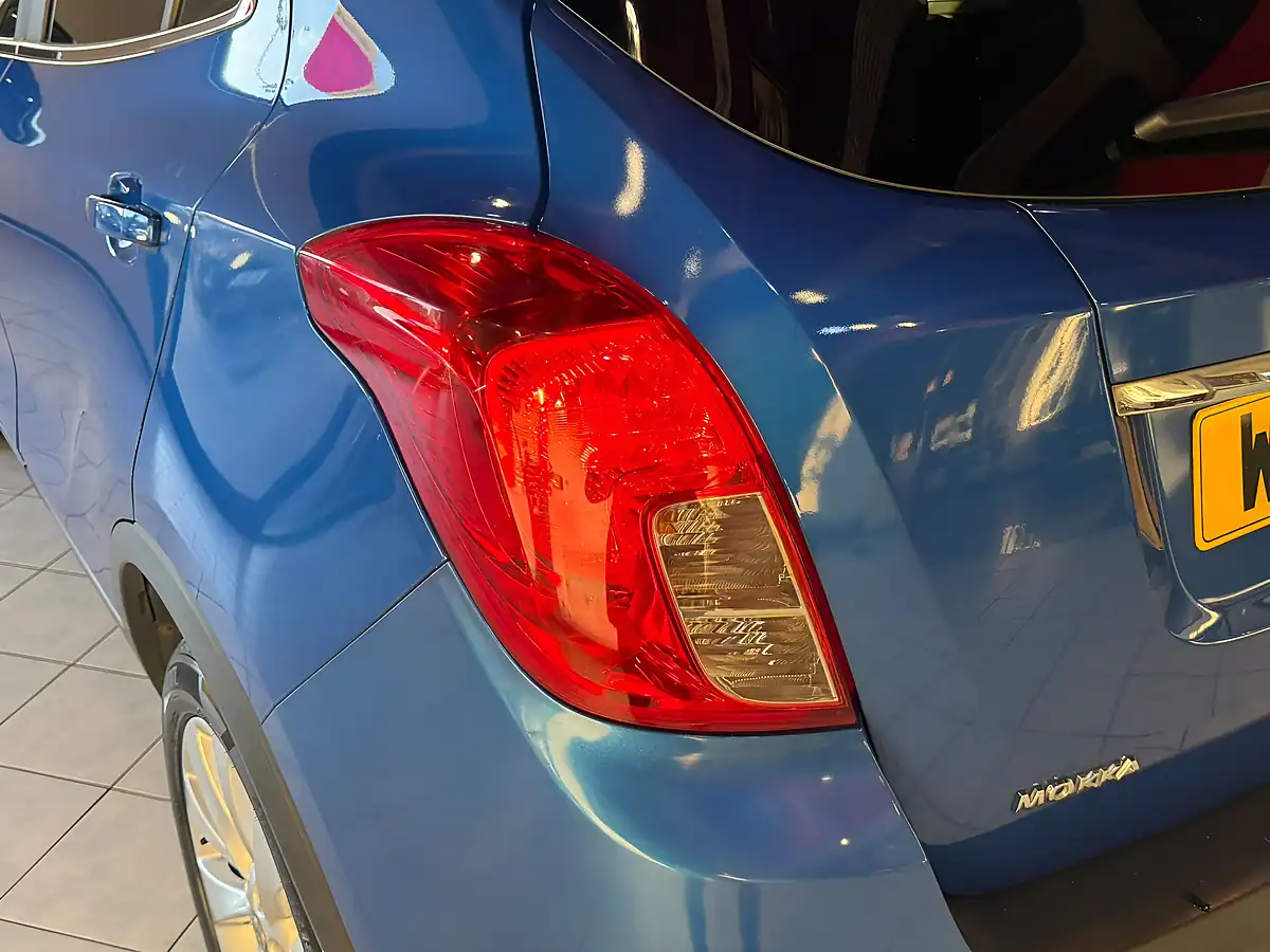 Used 2015 Vauxhall Mokka Se Blue - Interior and Exterior details 8