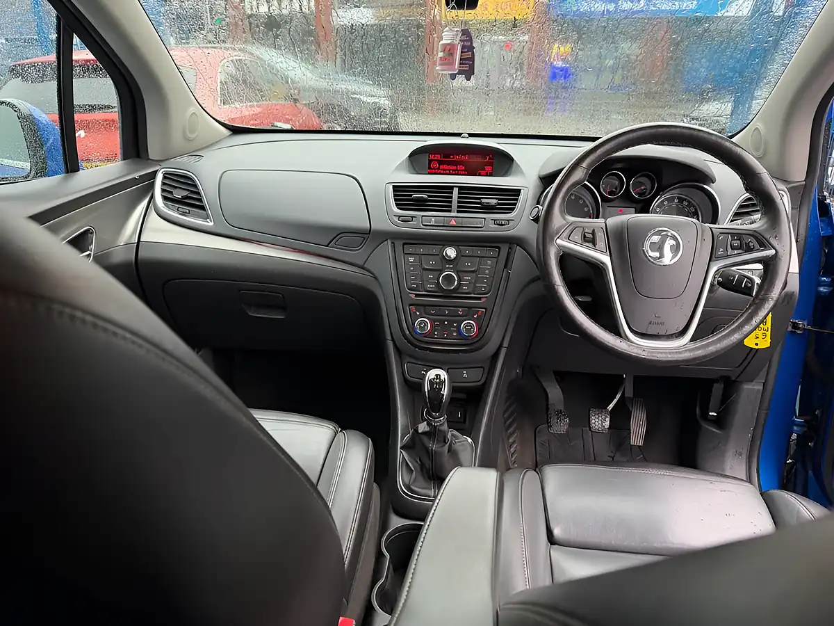 Used 2015 Vauxhall Mokka Se Blue - Interior and Exterior details 10