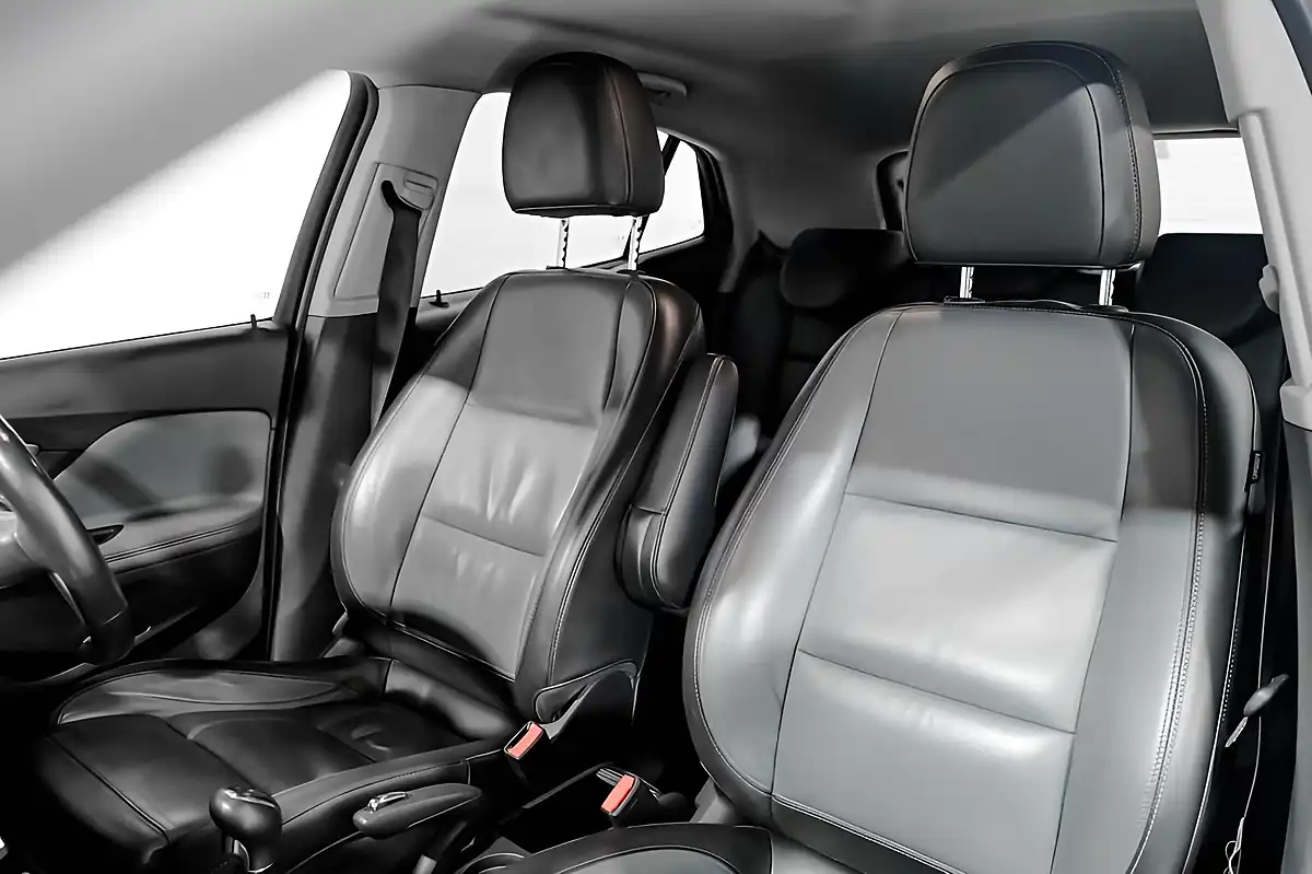 Used 2015 Vauxhall Mokka Se Grey - Interior and Exterior details 10