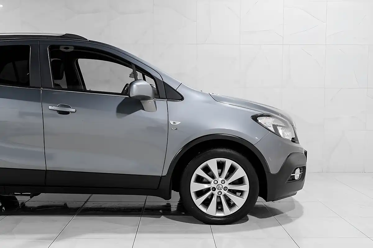Used 2015 Vauxhall Mokka Se Grey - Interior and Exterior details 14