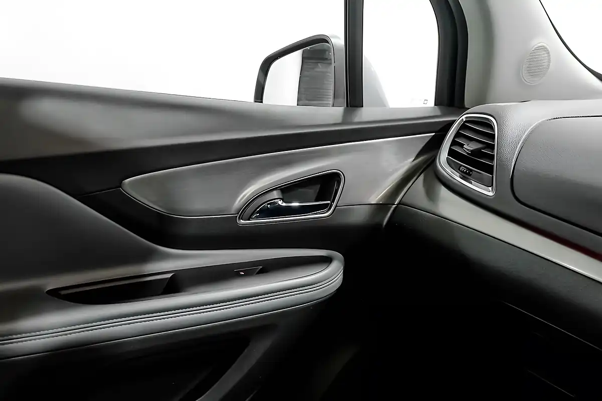 Used 2015 Vauxhall Mokka Se Grey - Interior and Exterior details 18