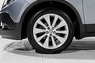 Used 2015 Vauxhall Mokka Se Grey - Interior and Exterior details 8