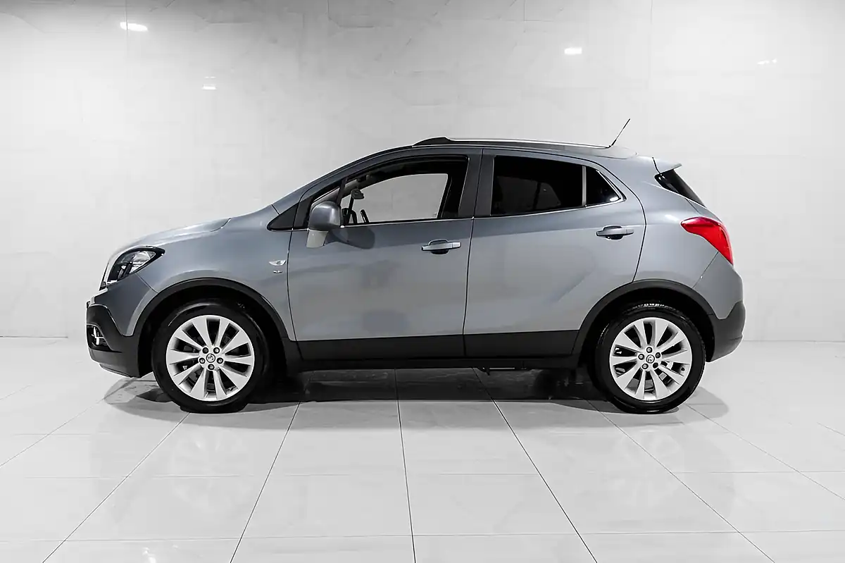 Used 2015 Vauxhall Mokka Se Grey - Interior and Exterior details 9