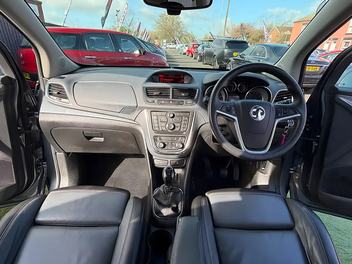 Used 2015 Vauxhall Mokka Se Grey - Interior and Exterior details 2