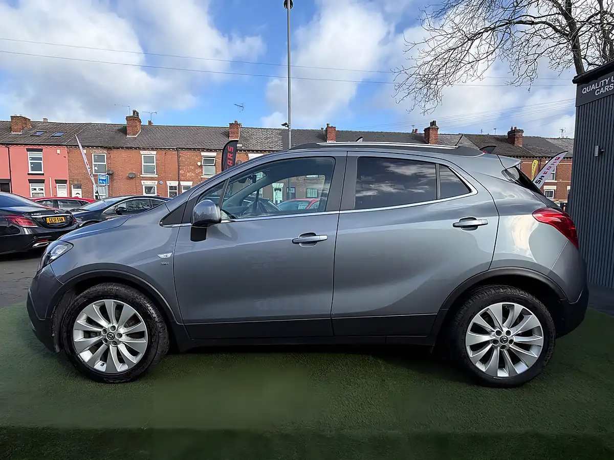 Used 2015 Vauxhall Mokka Se Grey - Interior and Exterior details 8