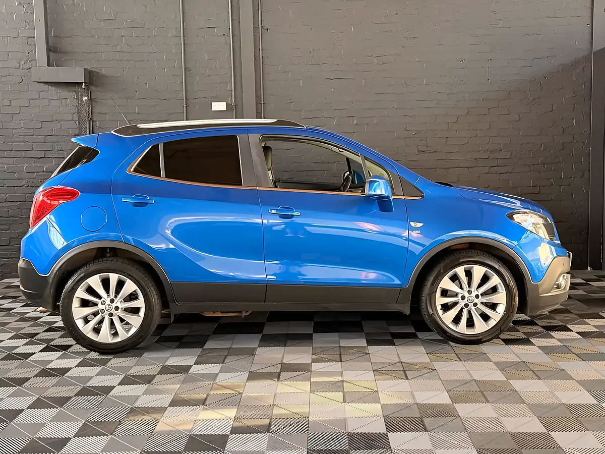 Used 2015 Vauxhall Mokka Se Metallic Blue - Interior and Exterior details 13