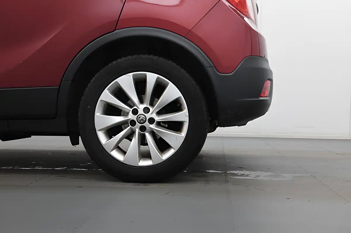 Used 2015 Vauxhall Mokka Se Red - Interior and Exterior details 10