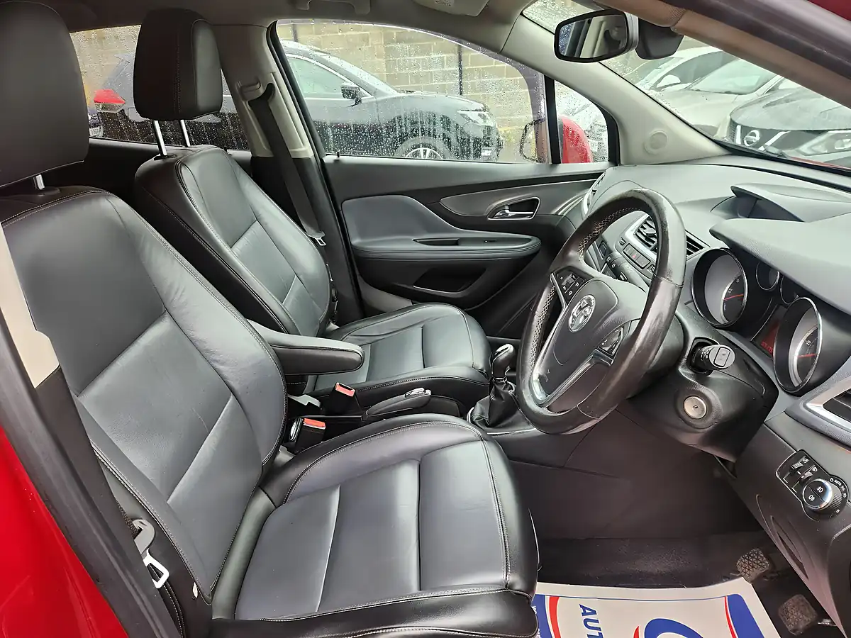 Used 2015 Vauxhall Mokka Se Red - Interior and Exterior details 8