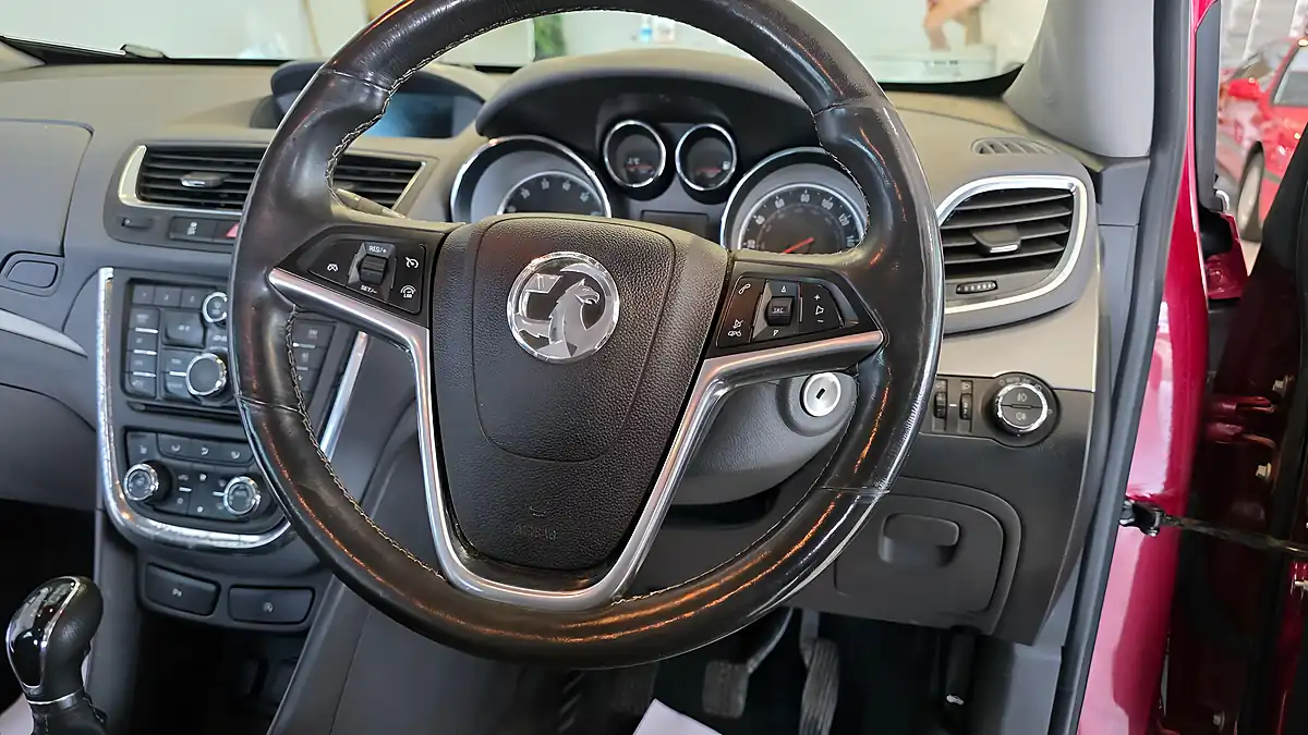 Used 2015 Vauxhall Mokka Se Red - Interior and Exterior details 16
