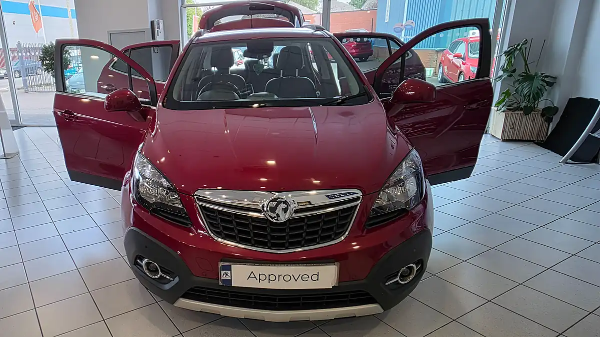 Used 2015 Vauxhall Mokka Se Red - Interior and Exterior details 2