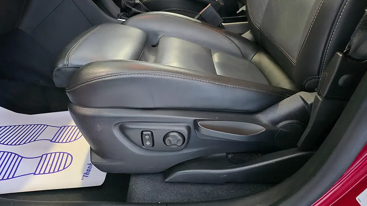 Used 2015 Vauxhall Mokka Se Red - Interior and Exterior details 20