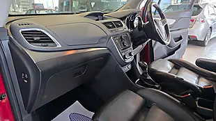 Used 2015 Vauxhall Mokka Se Red - Interior and Exterior details 9