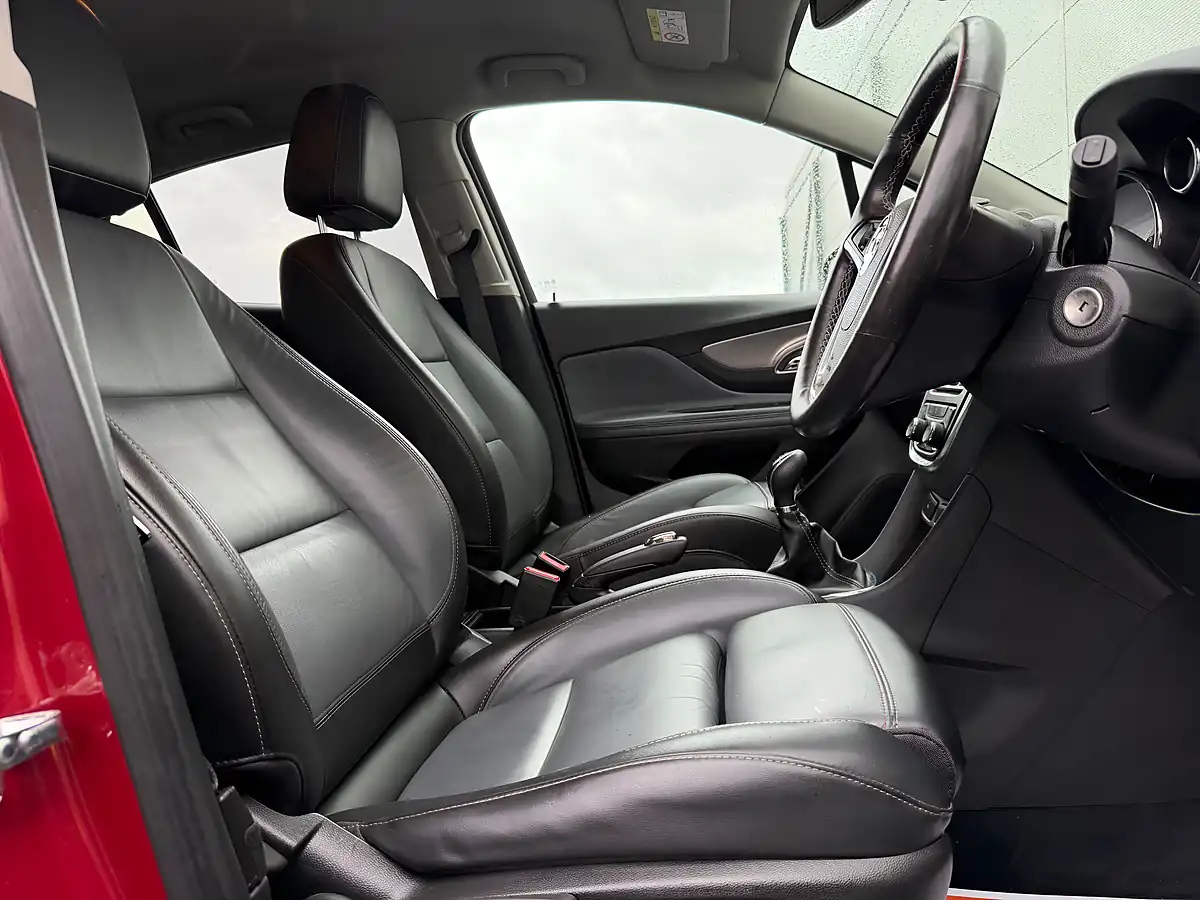 Used 2015 Vauxhall Mokka Se Red - Interior and Exterior details 15
