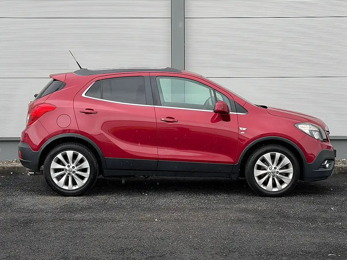 Used 2015 Vauxhall Mokka Se Red - Interior and Exterior details 9
