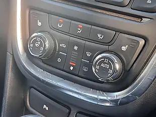 Used 2015 Vauxhall Mokka Se Silver - Interior and Exterior details 18